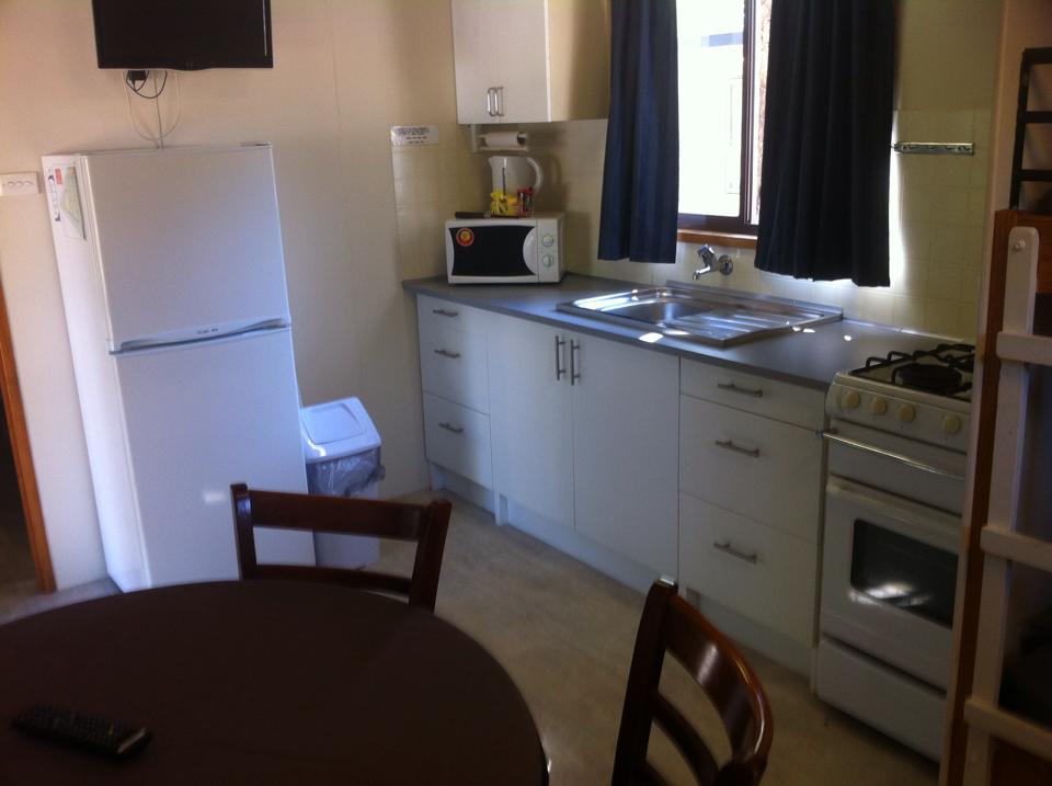 Cabin_20_Kitchen