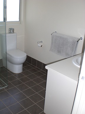 cobb_and_co_shower_room cobb_and_co_shower_room